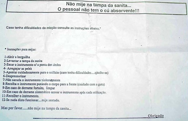 Aviso No Banheiro Em Portugal